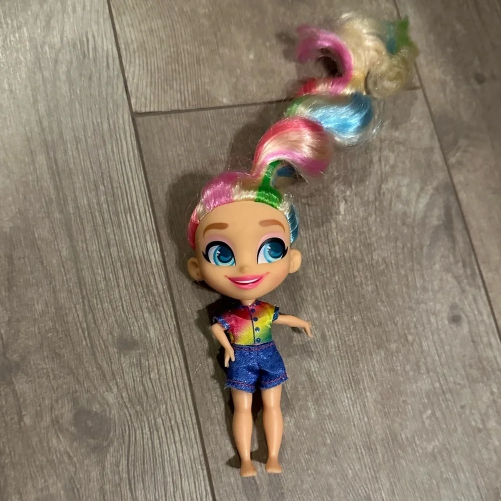 Hairdorables Loves Series 2 JoJo Siwa Doll Colorful Doll with Rainbow Hair